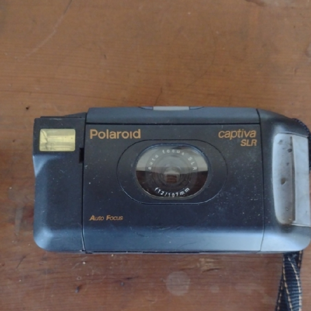 Polaroid Captiva SLR Camera - Black